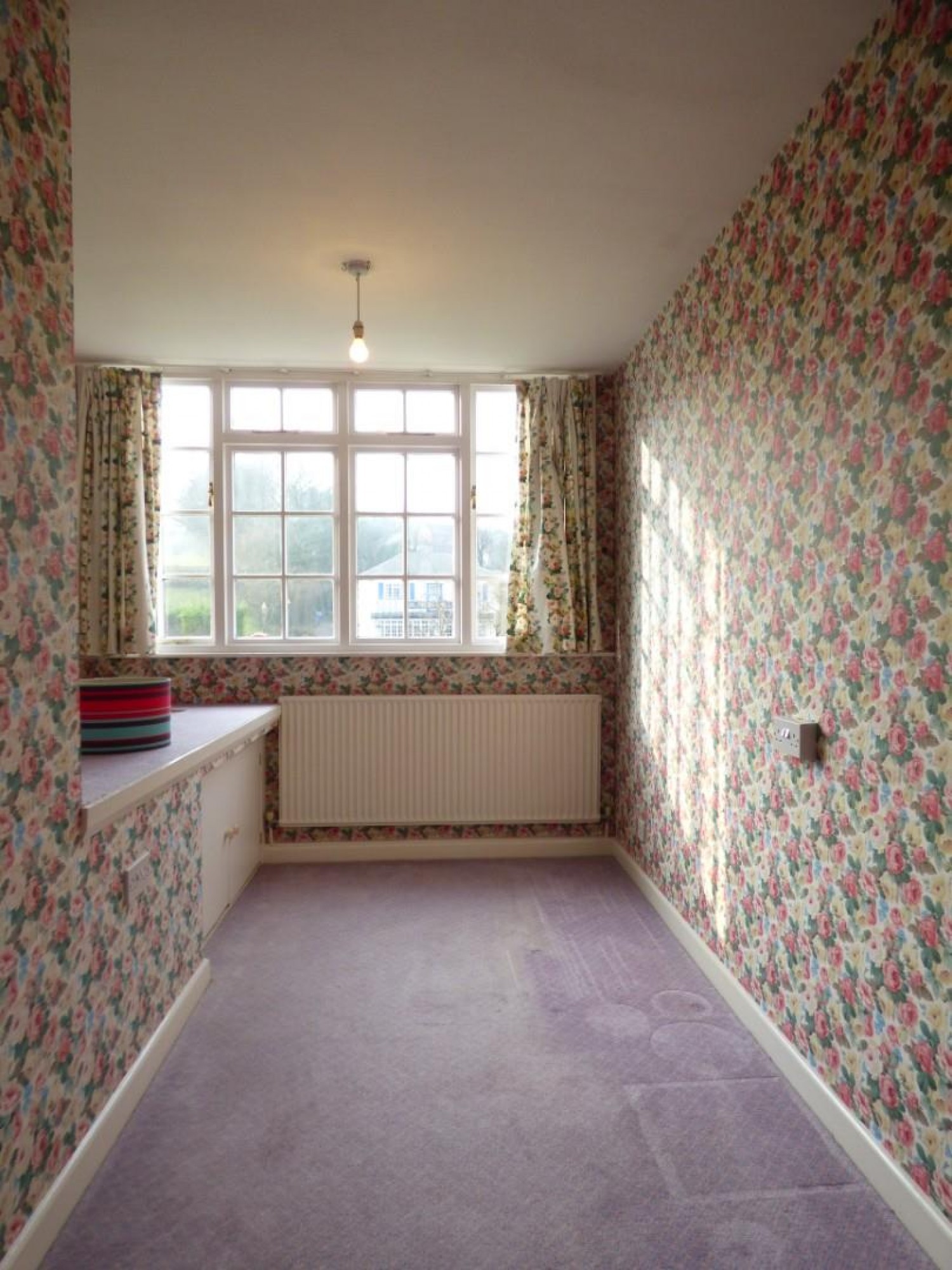 Whitegates, Old Great North Road