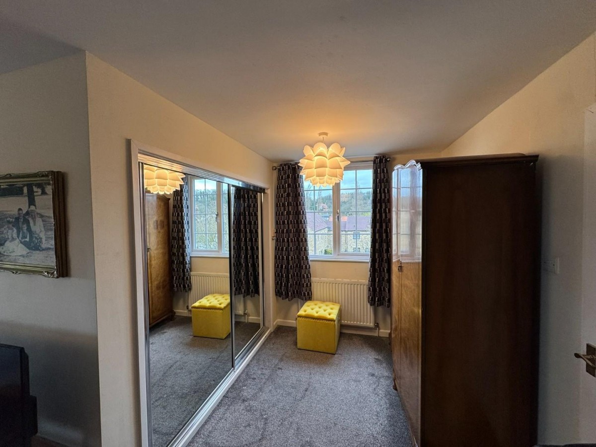 Whitegates, Old Great North Road