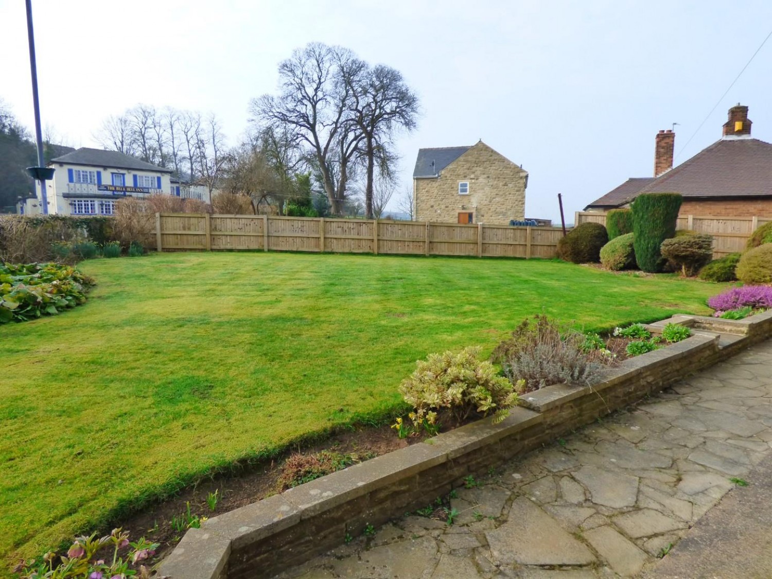 Whitegates, Old Great North Road