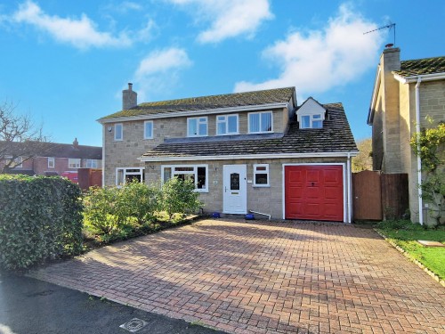 Fortescue Drive, Chesterton, Bicester