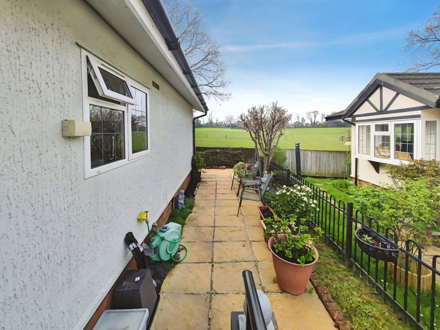 Langley Common Road, Barkham, Wokingham