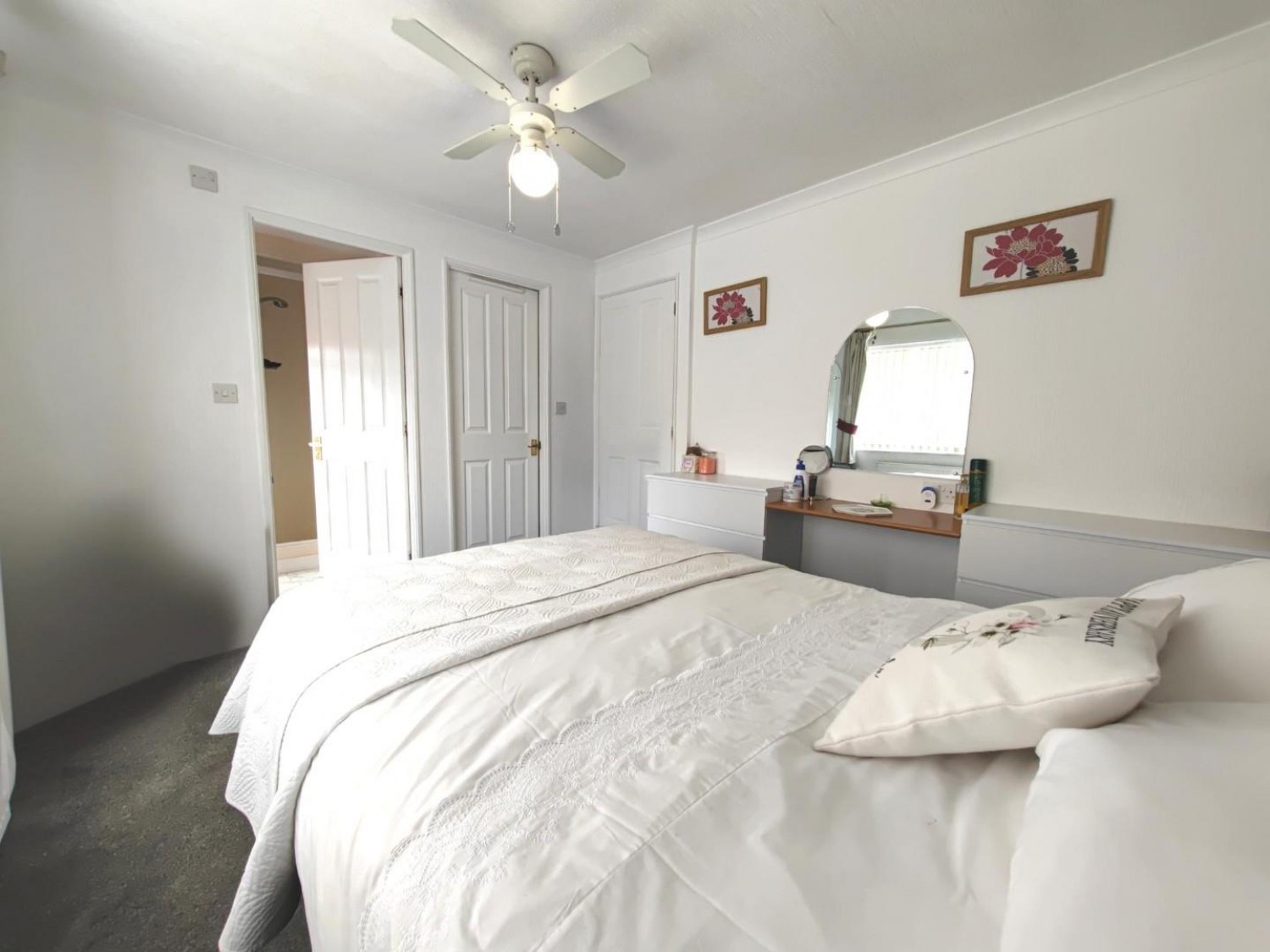 Langley Common Road, Barkham, Wokingham