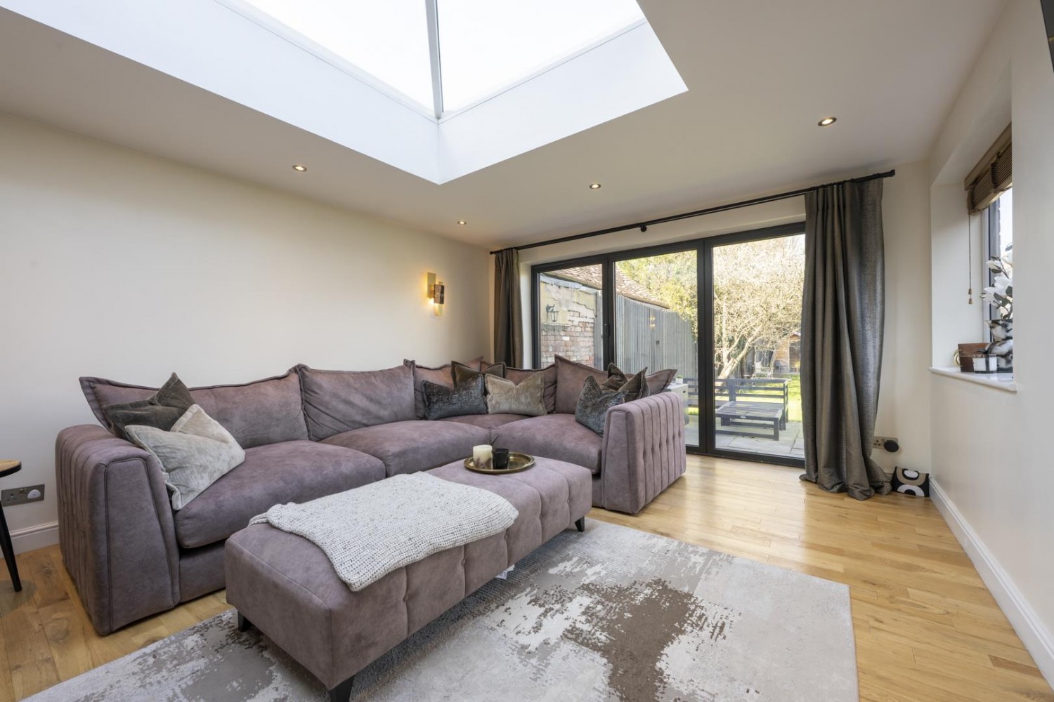 Compton Road, Cradley Heath, B64 5BB