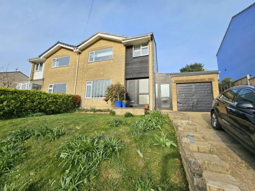 Orchard Leaze, Cam, GL11 6HX