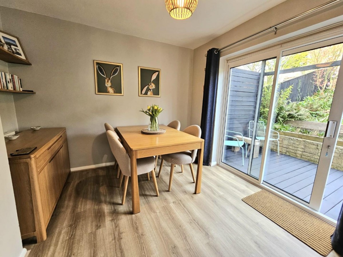 Orchard Leaze, Cam, GL11 6HX