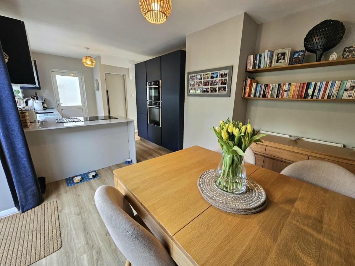 Orchard Leaze, Cam, GL11 6HX