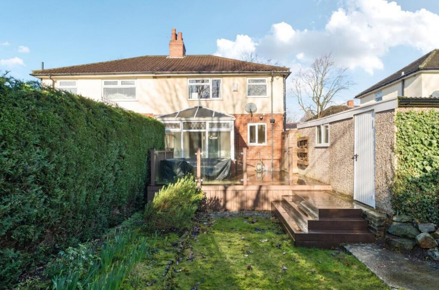 3 bedroom House for sale in Broadgate Walk, Horsforth, Leeds