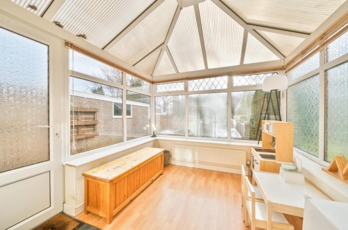 Broadgate Walk, Horsforth, Leeds