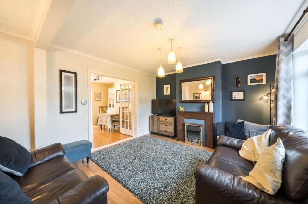 Broadgate Walk, Horsforth, Leeds