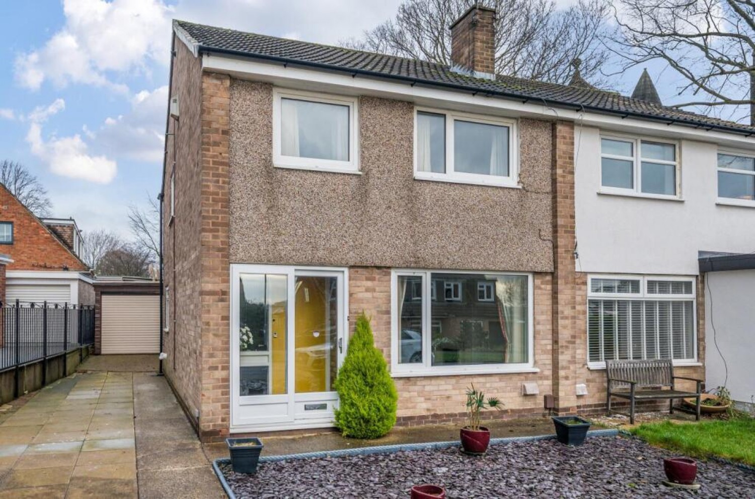 Hall Park Avenue, Horsforth, Leeds