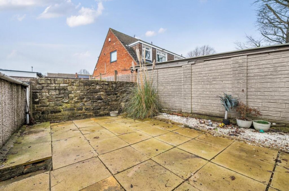 Hall Park Avenue, Horsforth, Leeds