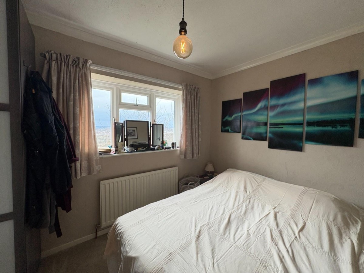 Mountain Road, Dewsbury