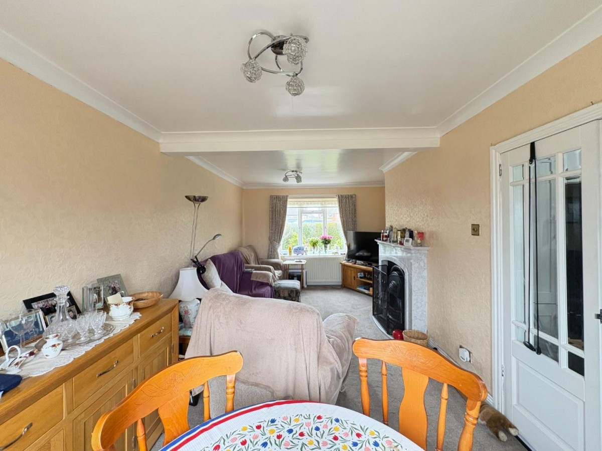 Mountain Road, Dewsbury