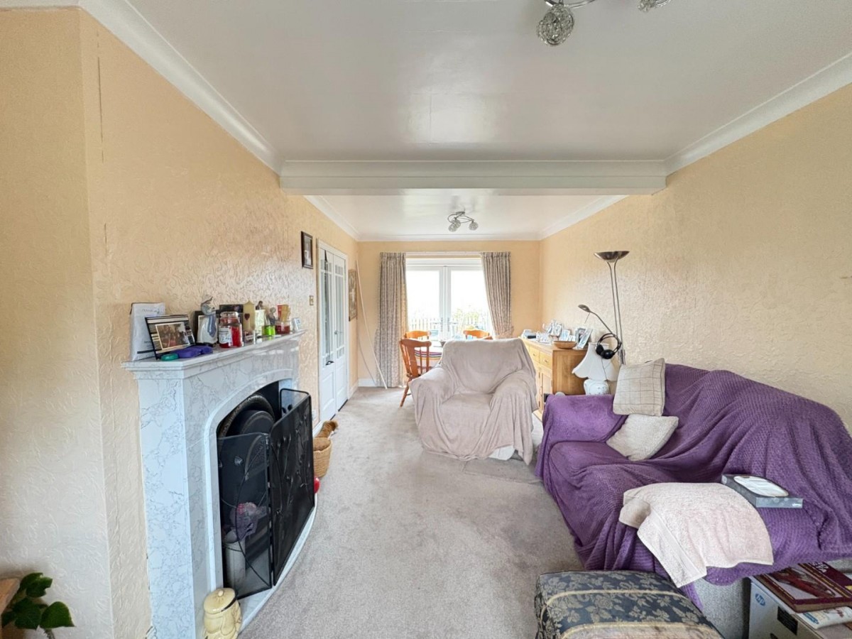 Mountain Road, Dewsbury