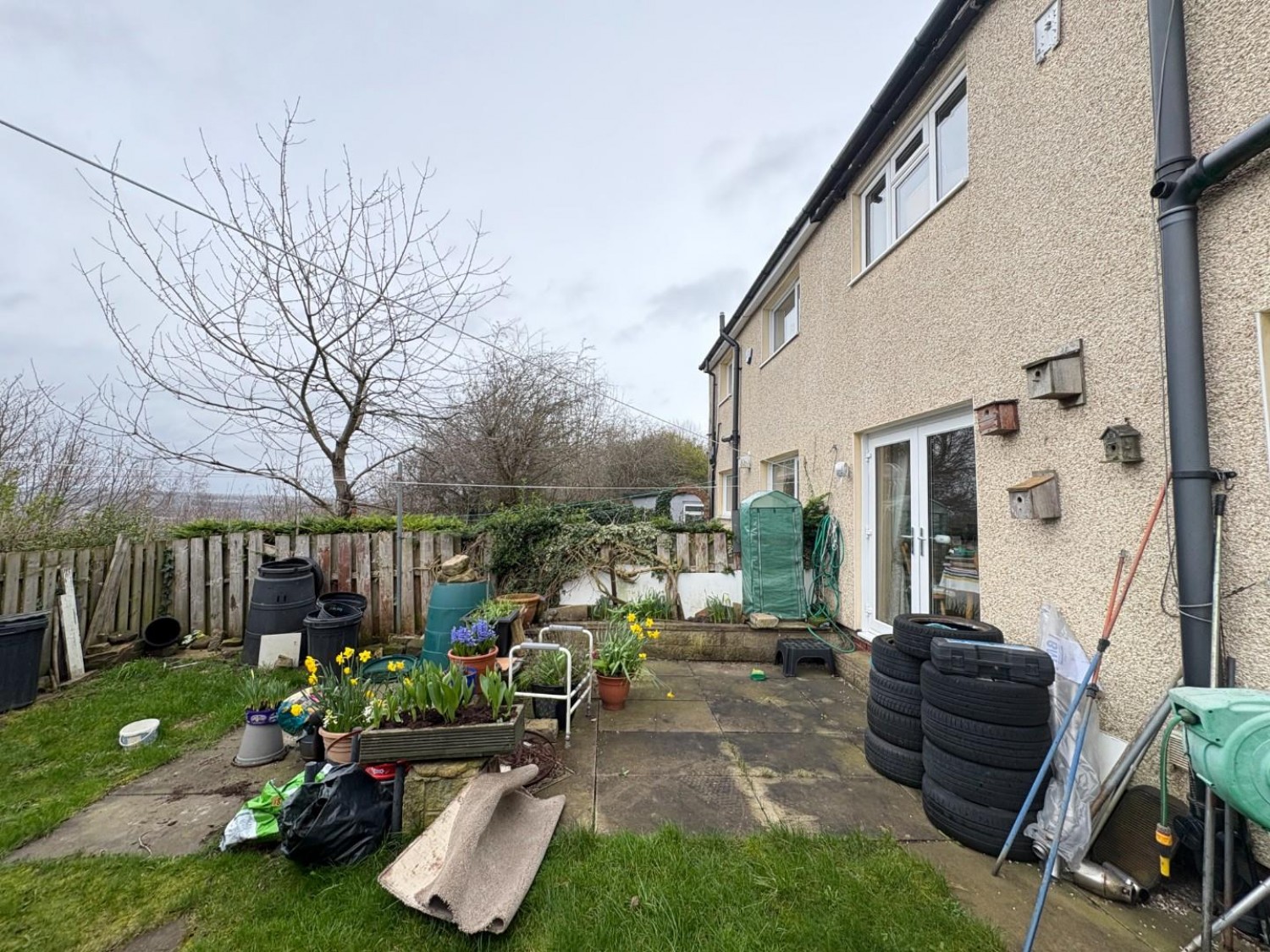 Mountain Road, Dewsbury