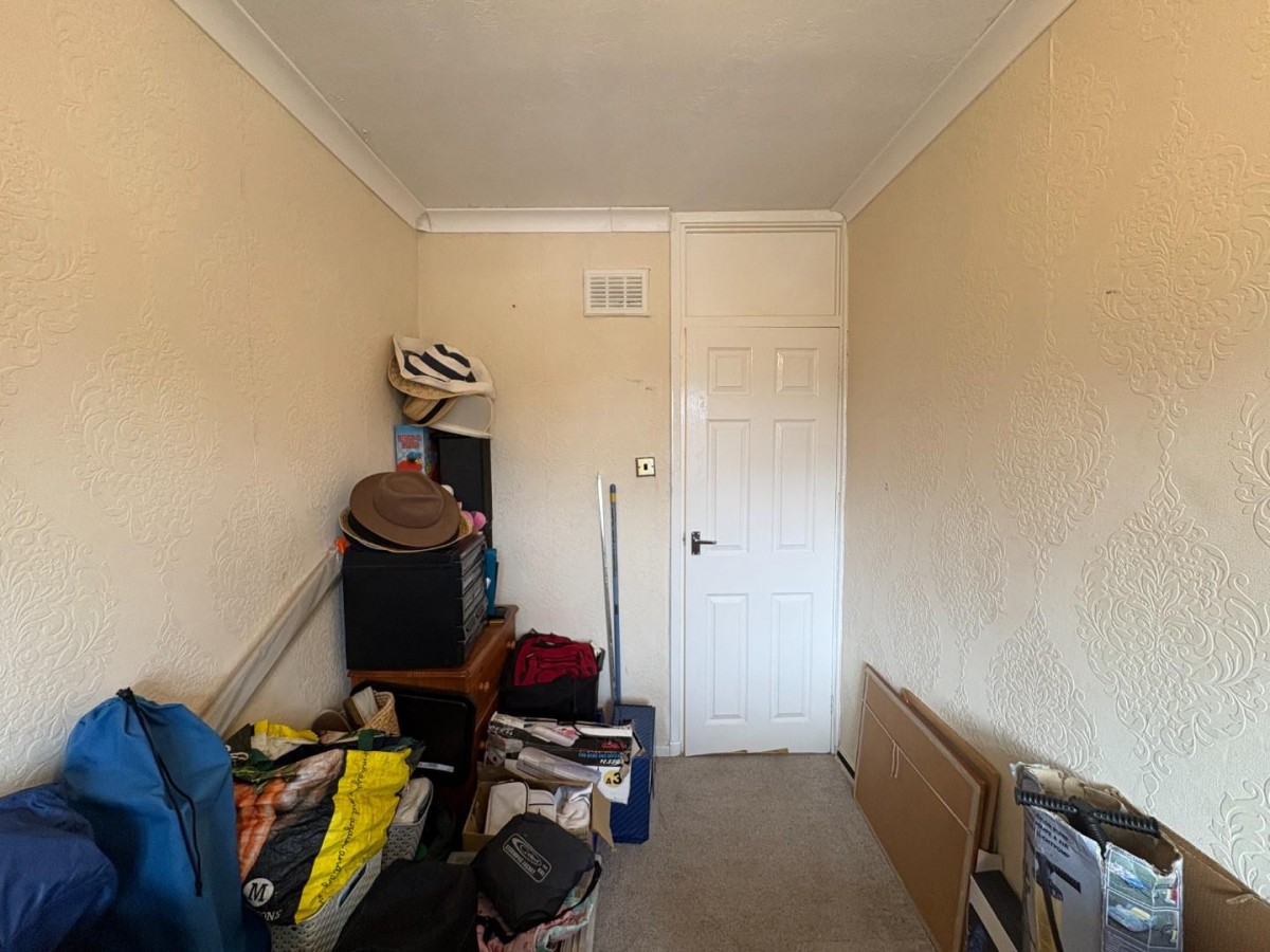 Mountain Road, Dewsbury