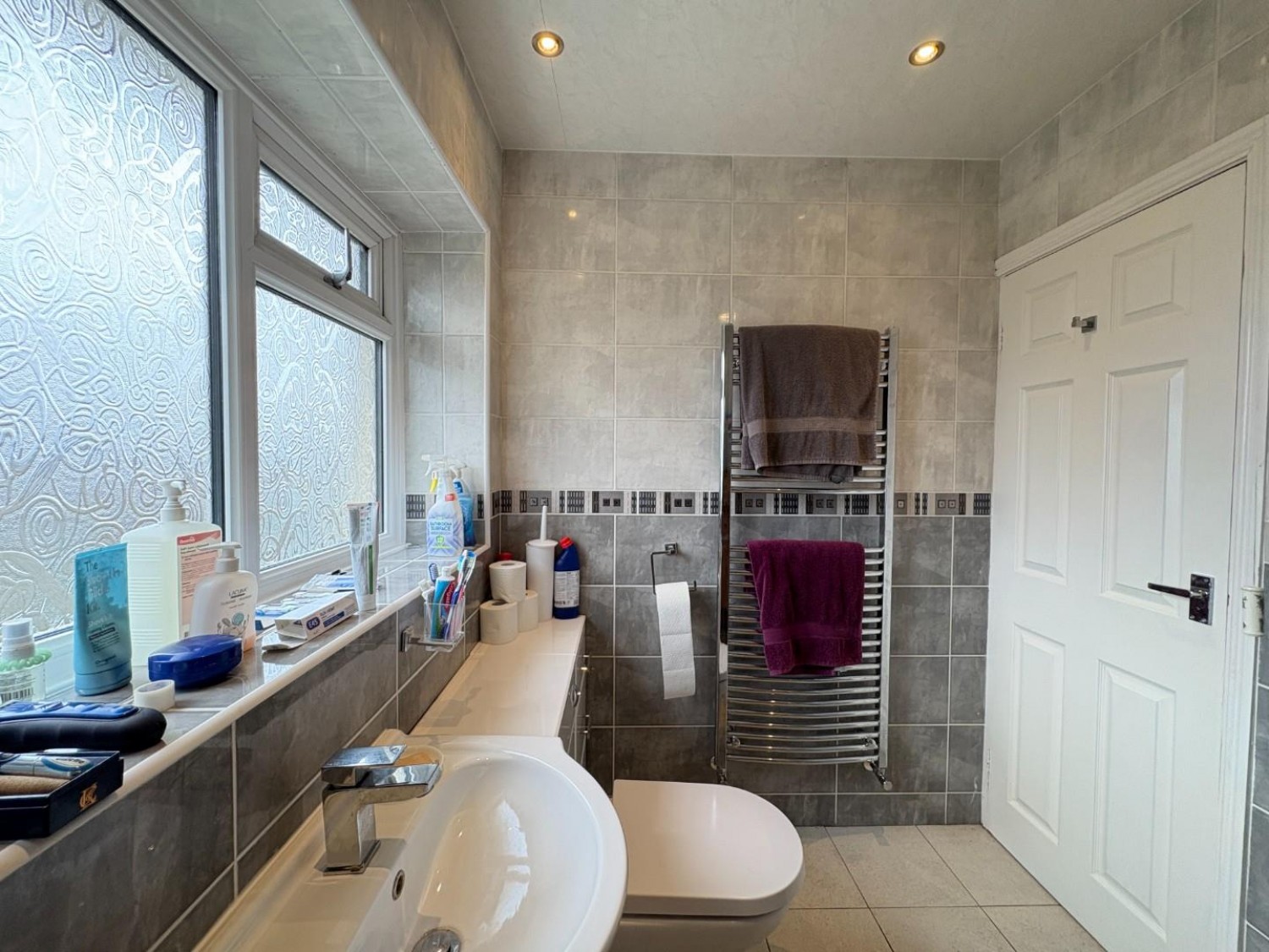 Mountain Road, Dewsbury