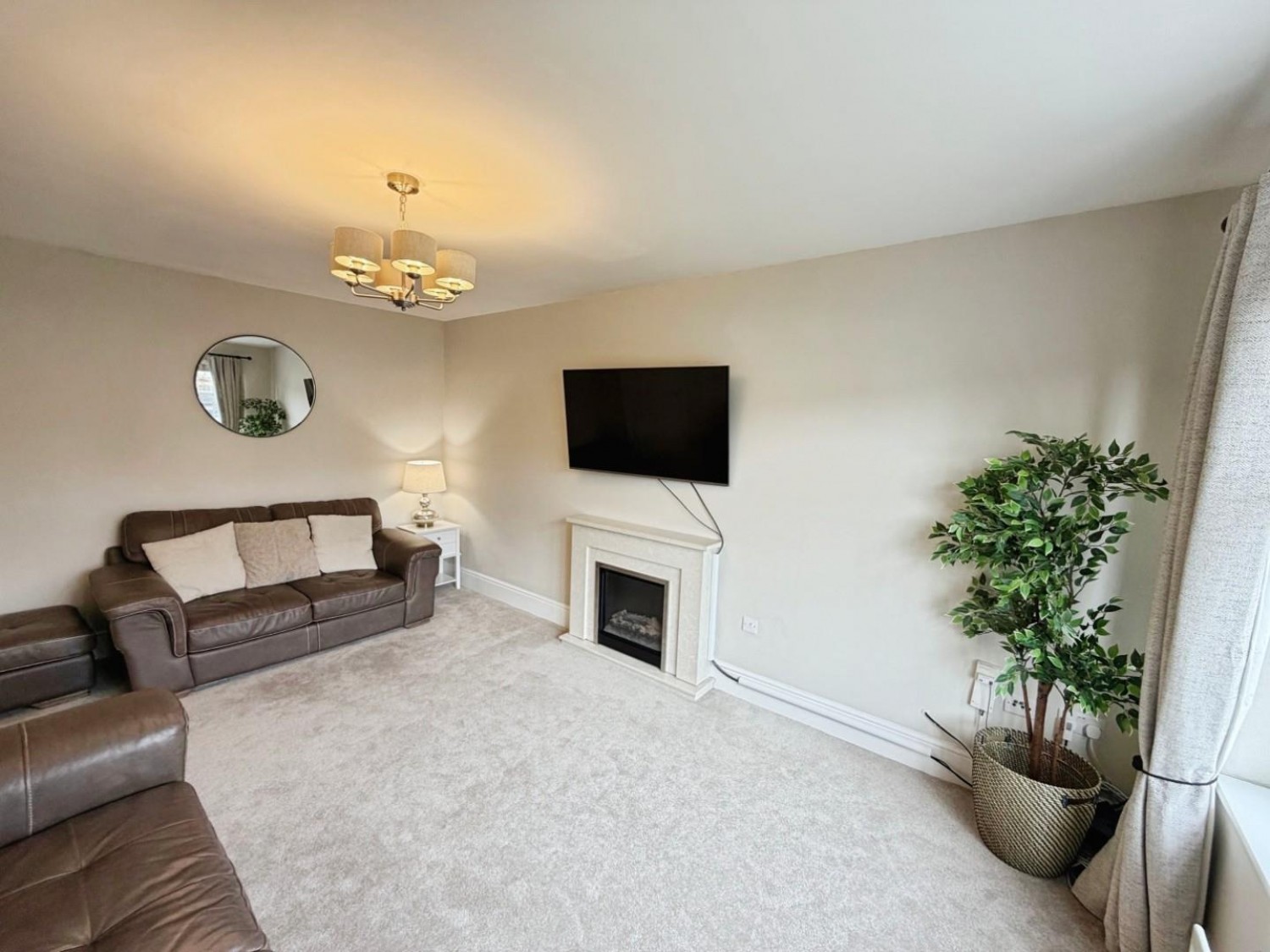 Leamington Road, Little Sutton