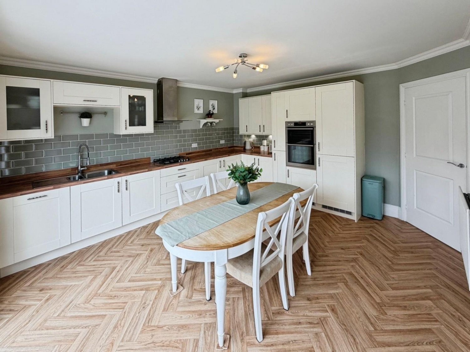 Leamington Road, Little Sutton