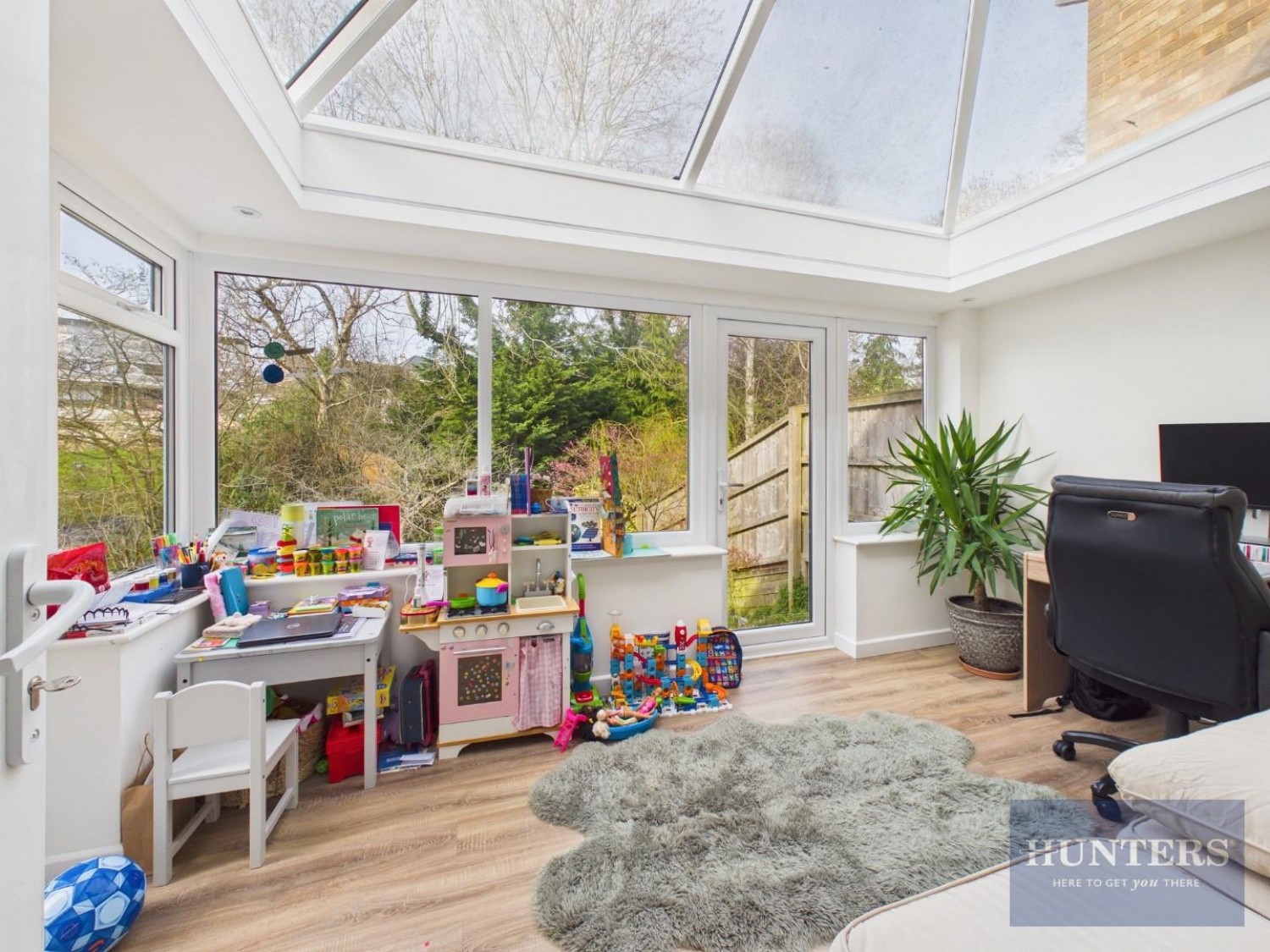 Lawrence Close, Charlton Kings, Cheltenham