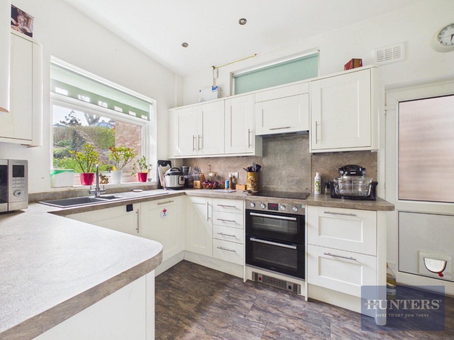 Lawrence Close, Charlton Kings, Cheltenham