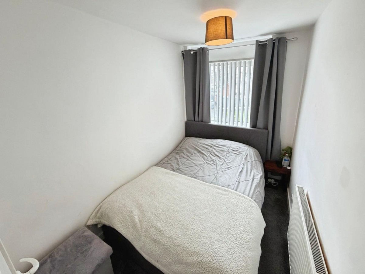 Berry Drive, Great Sutton