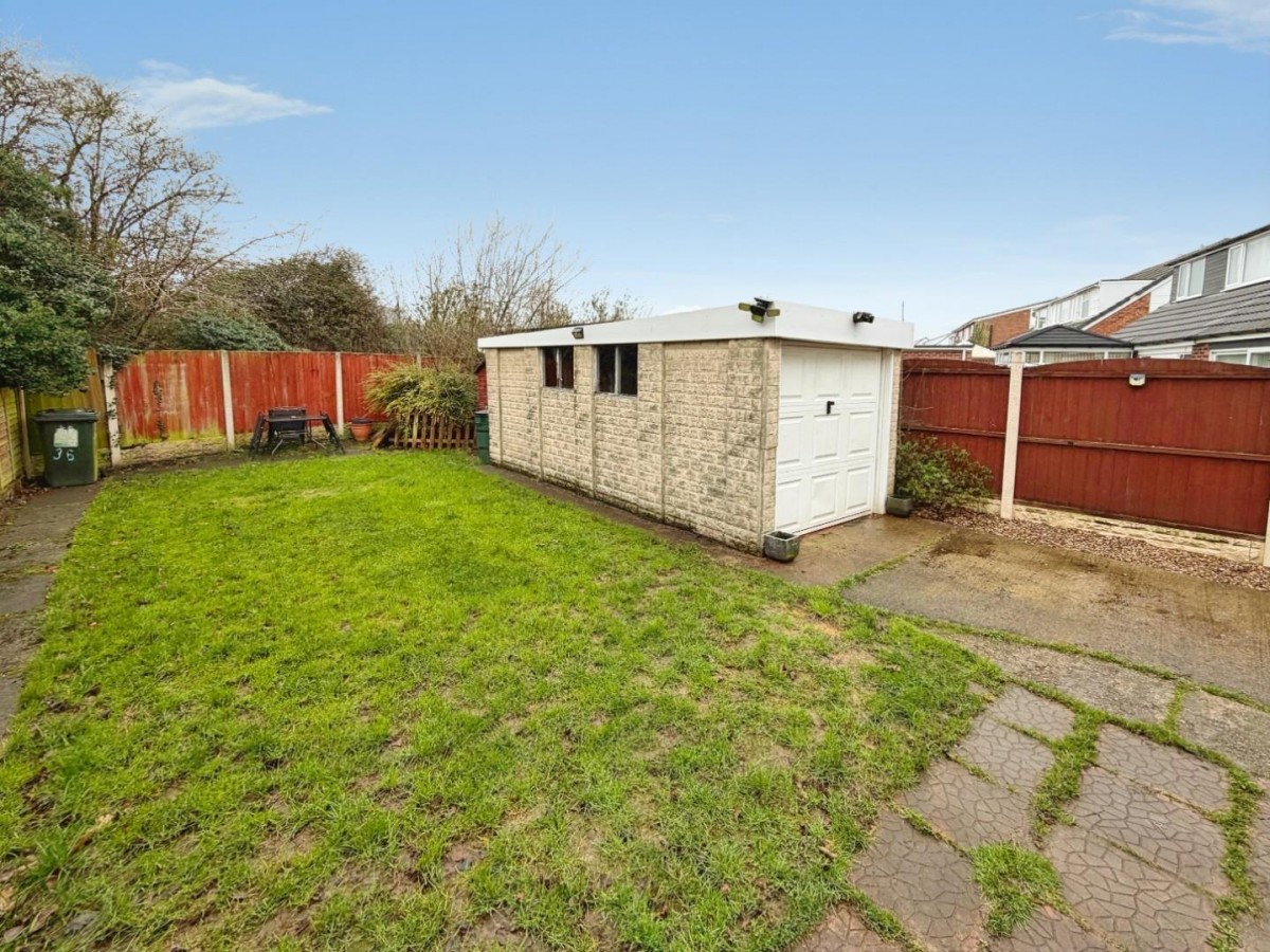 Berry Drive, Great Sutton