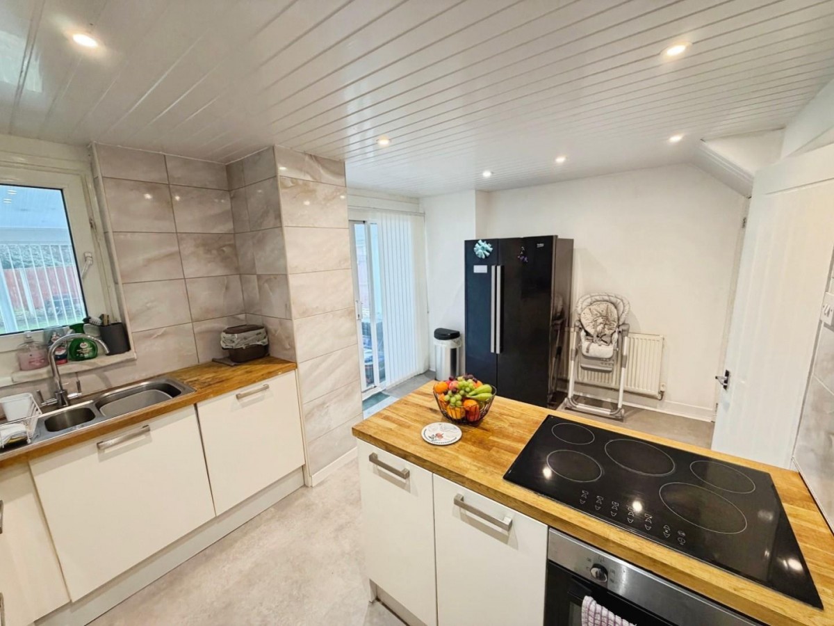 Berry Drive, Great Sutton