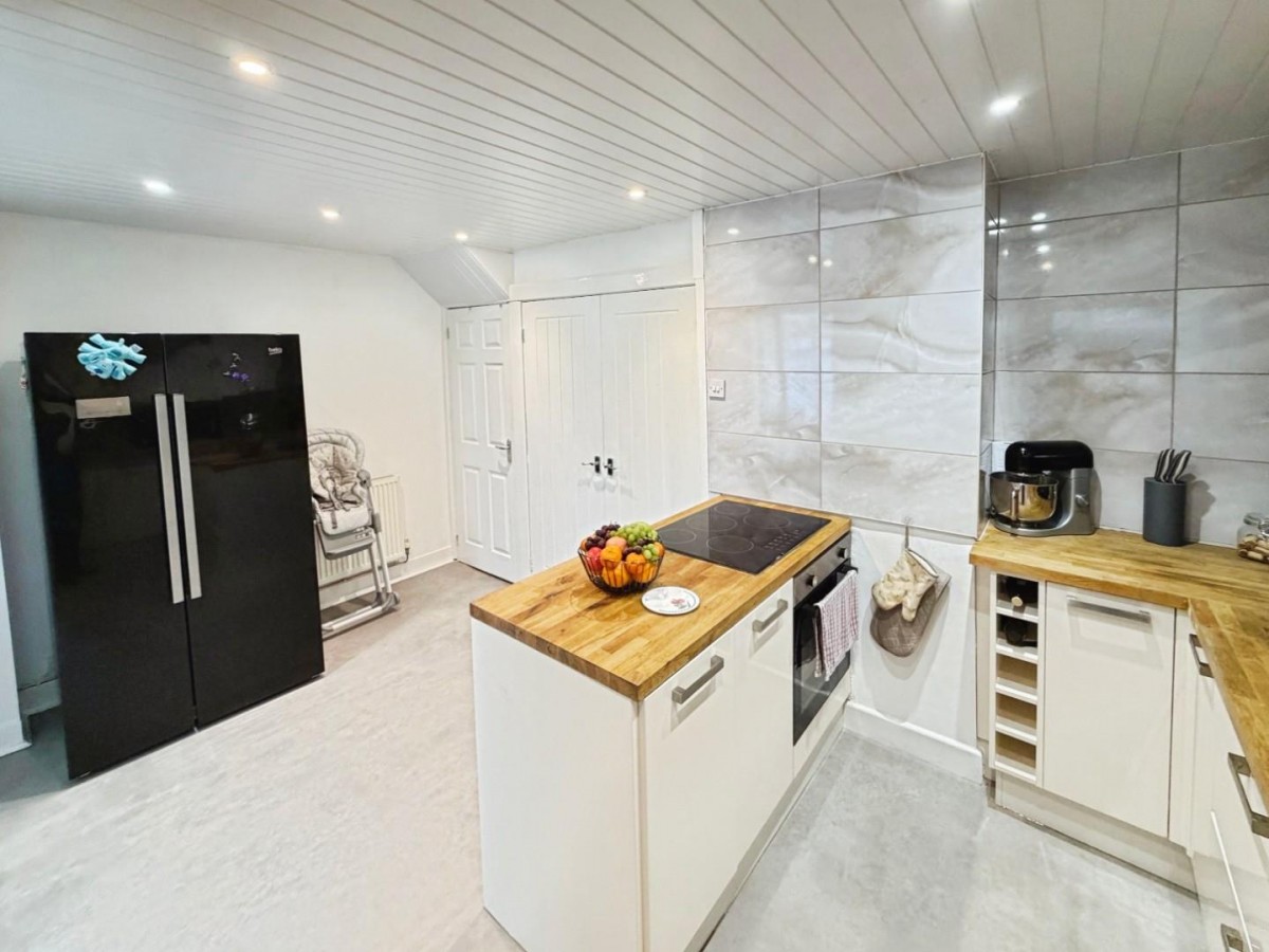 Berry Drive, Great Sutton