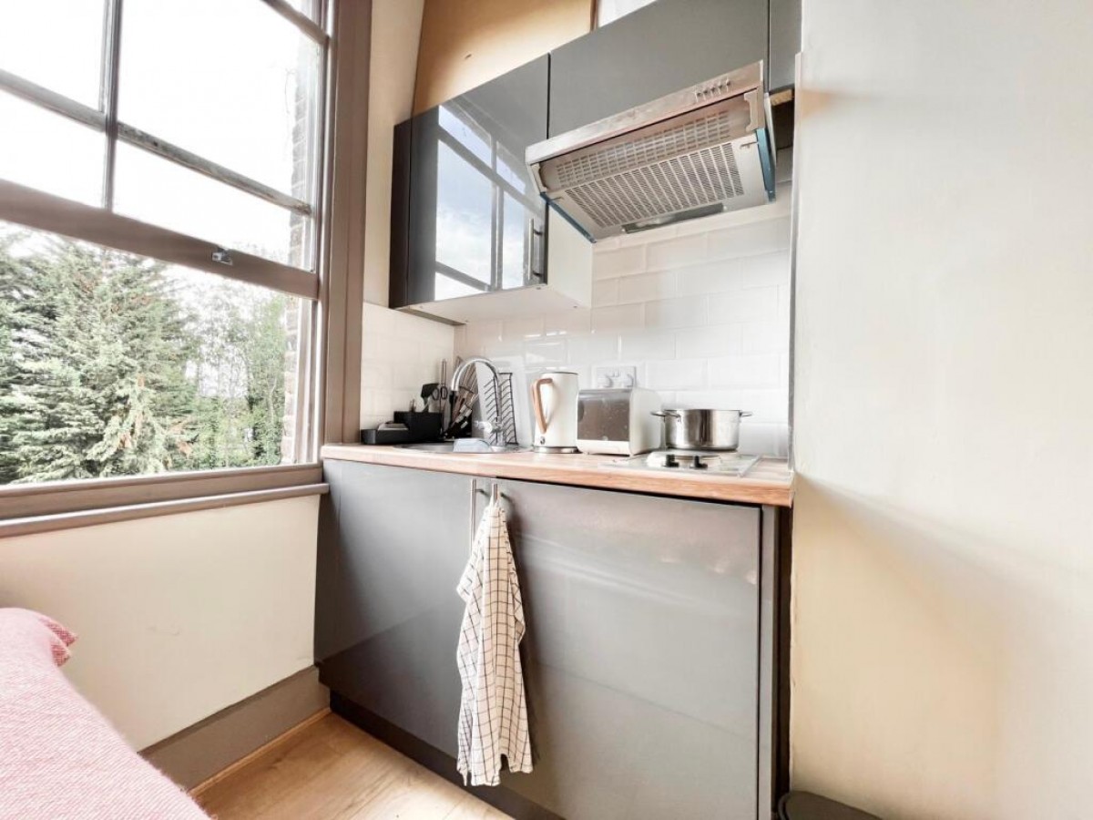 Iverson Road, London, NW6