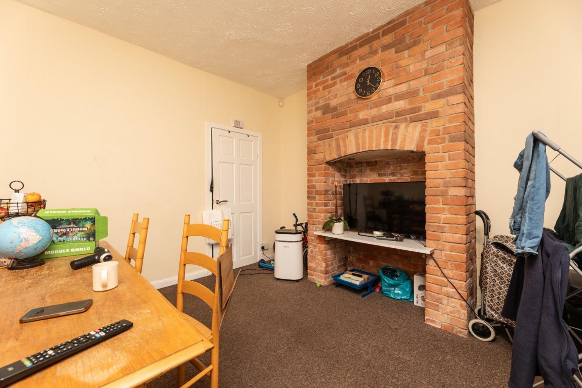 Hugh Street, Castleford