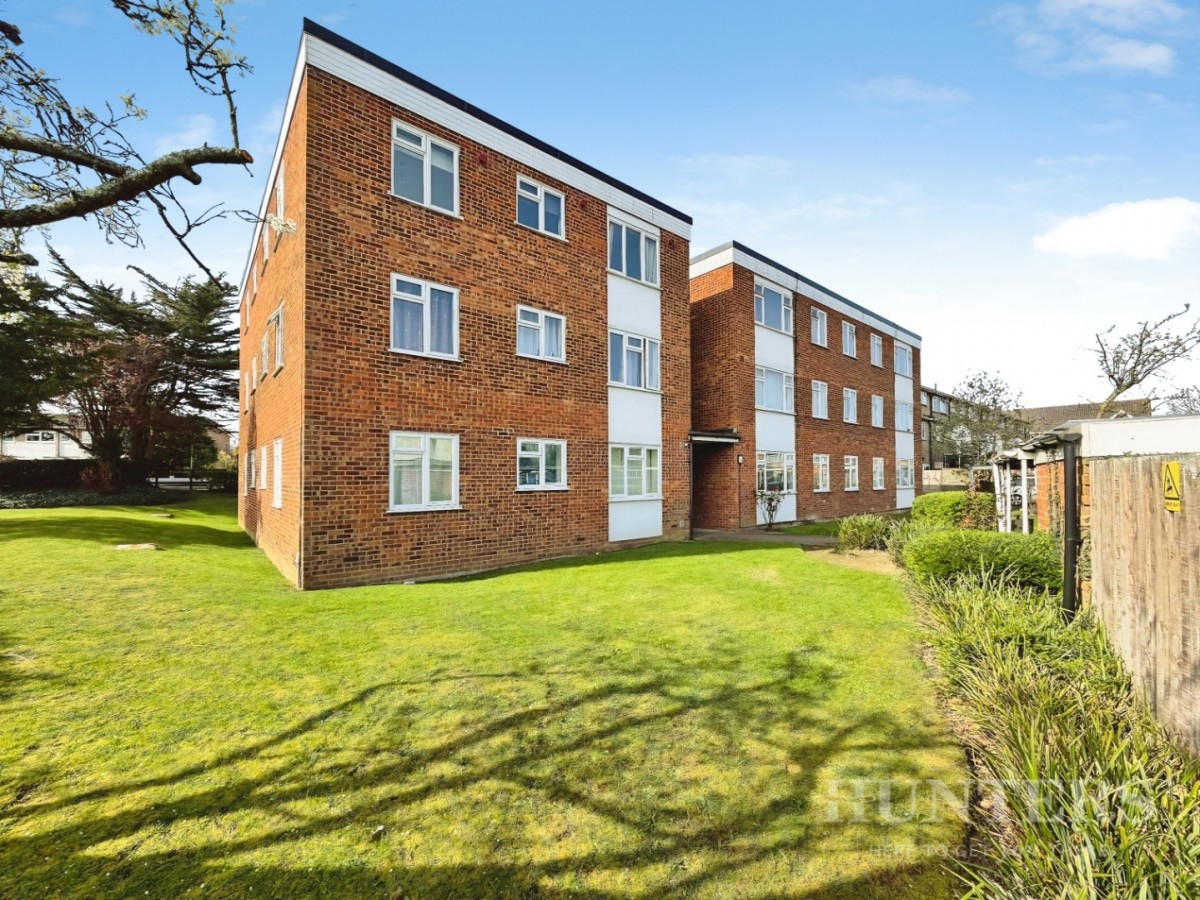 Benhill Wood Road, Sutton