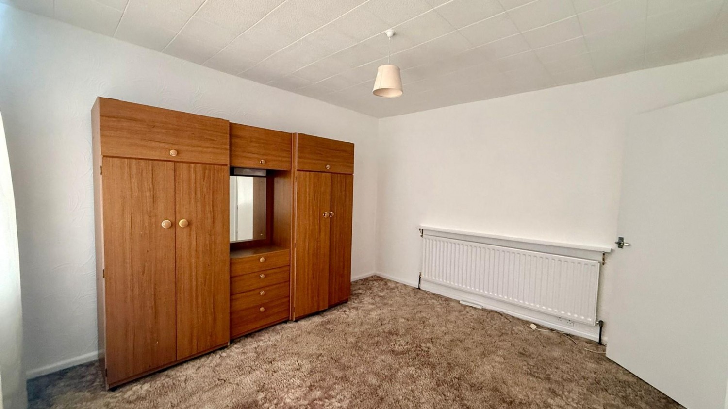 White Lee Road, Batley