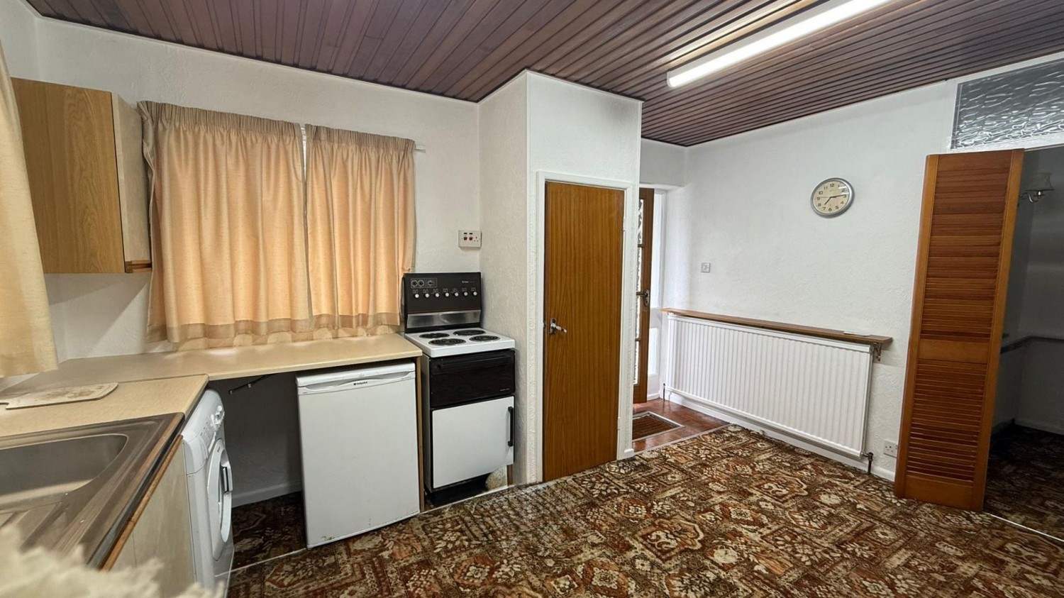 White Lee Road, Batley