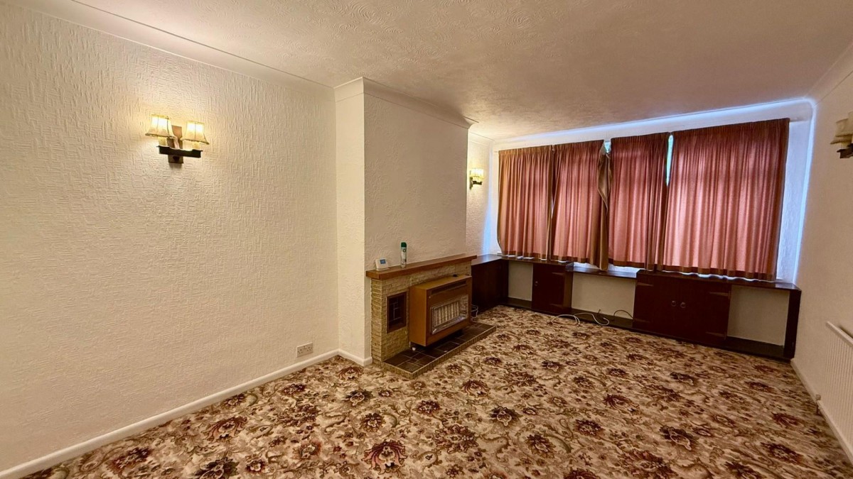 White Lee Road, Batley