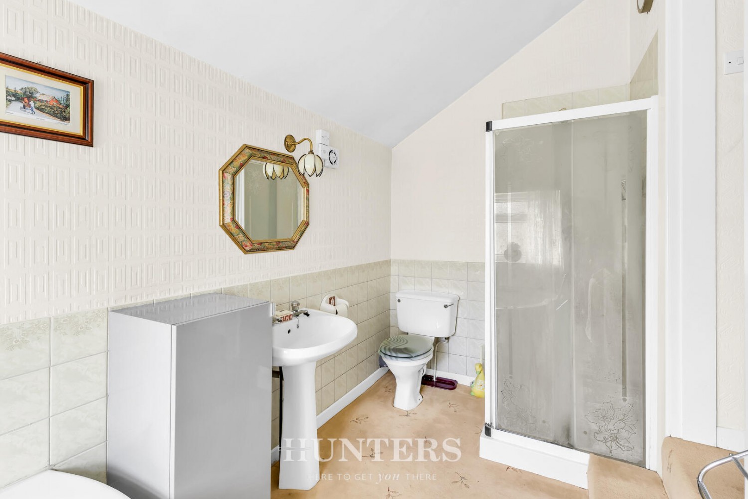 Manchester New Road, Alkrington, Manchester, M24