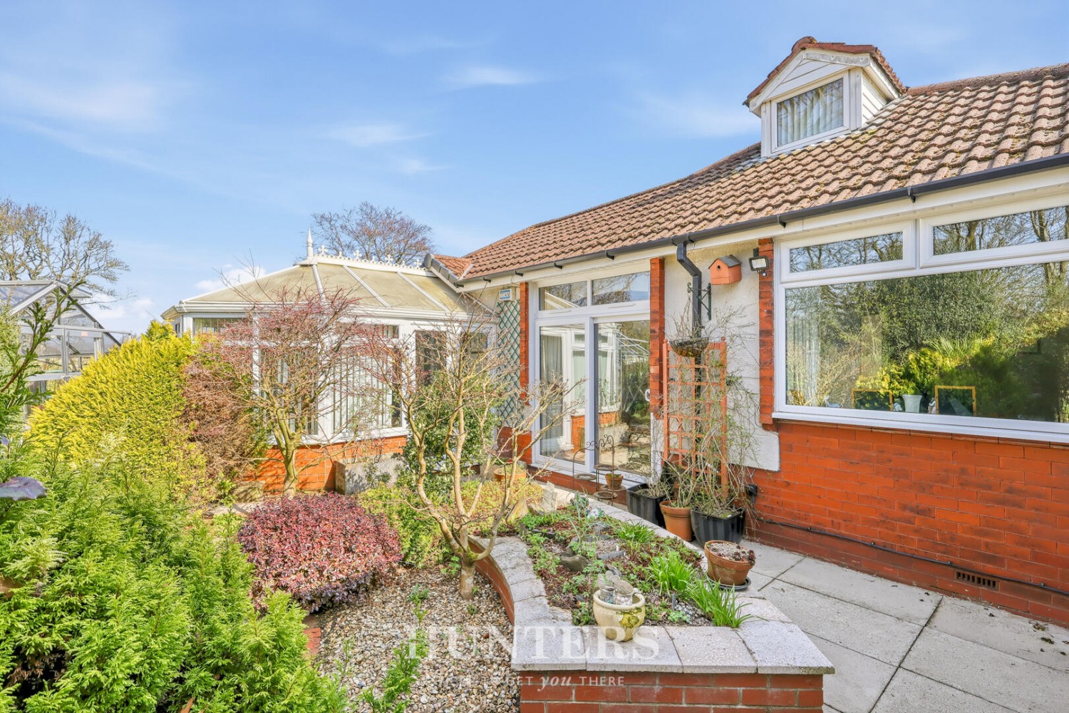 Manchester New Road, Alkrington, Manchester, M24