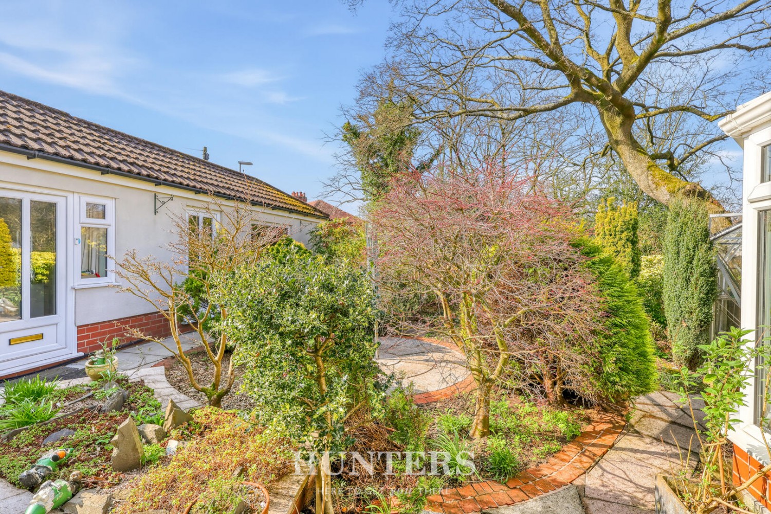 Manchester New Road, Alkrington, Manchester, M24