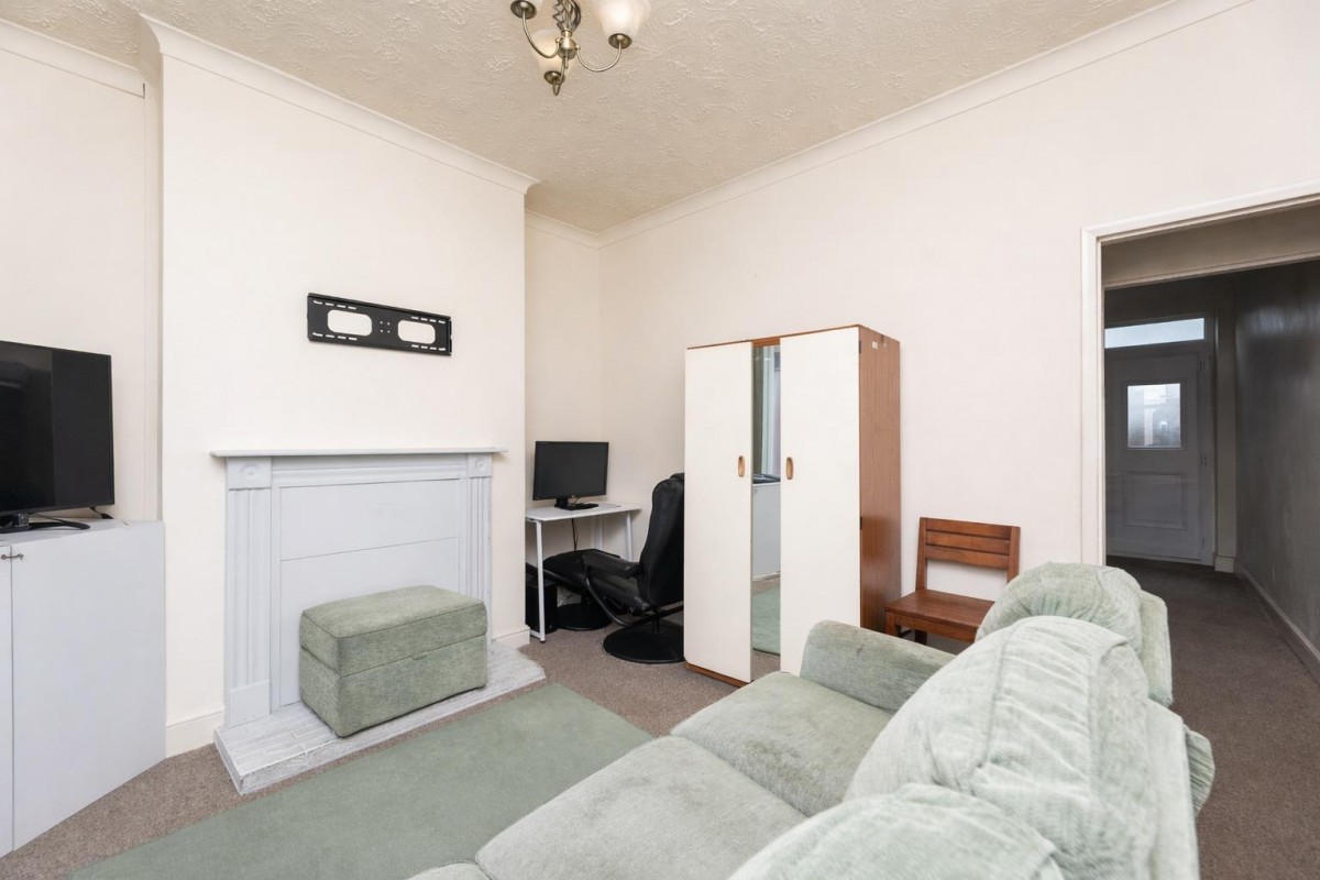 School Street, Castleford