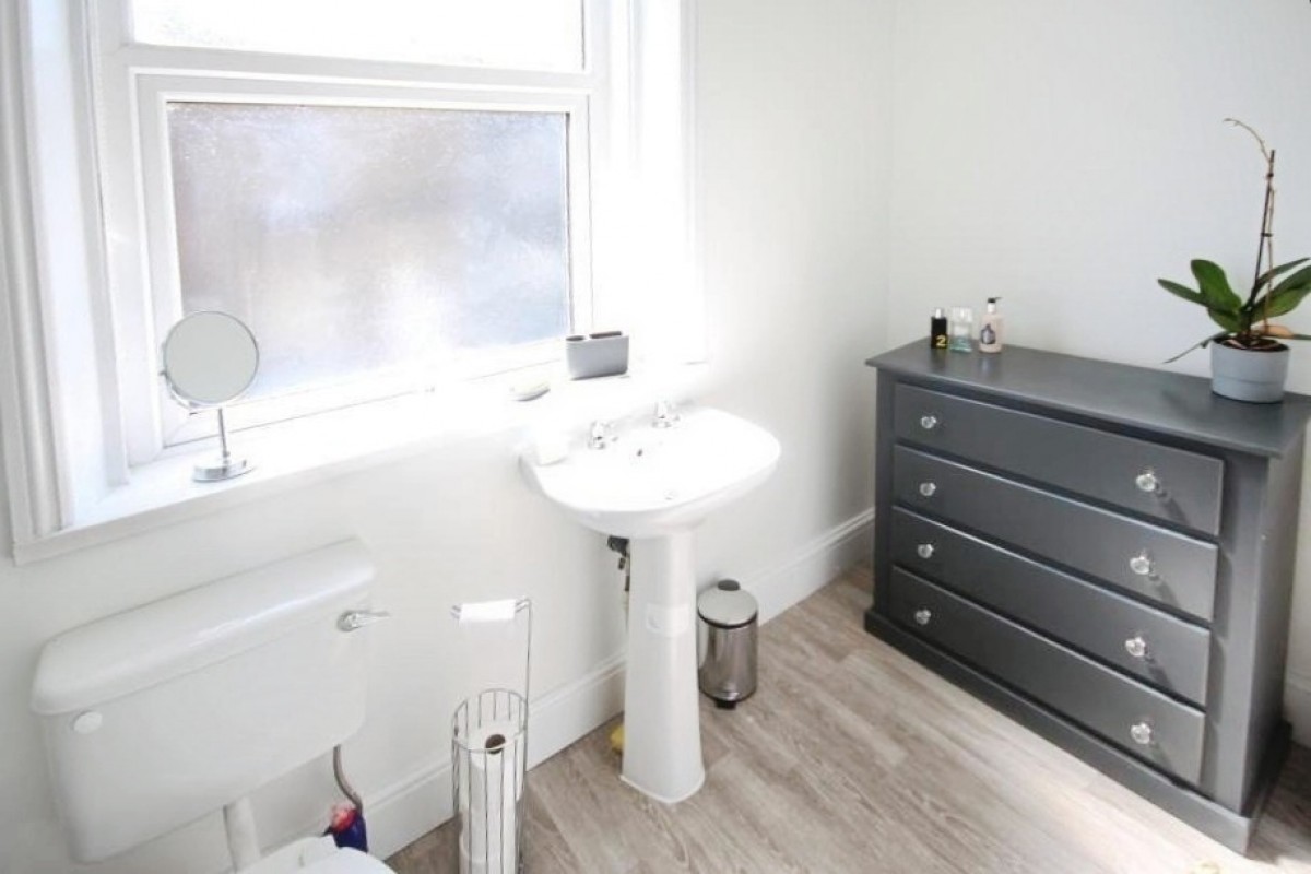 Marshall Street, Mirfield