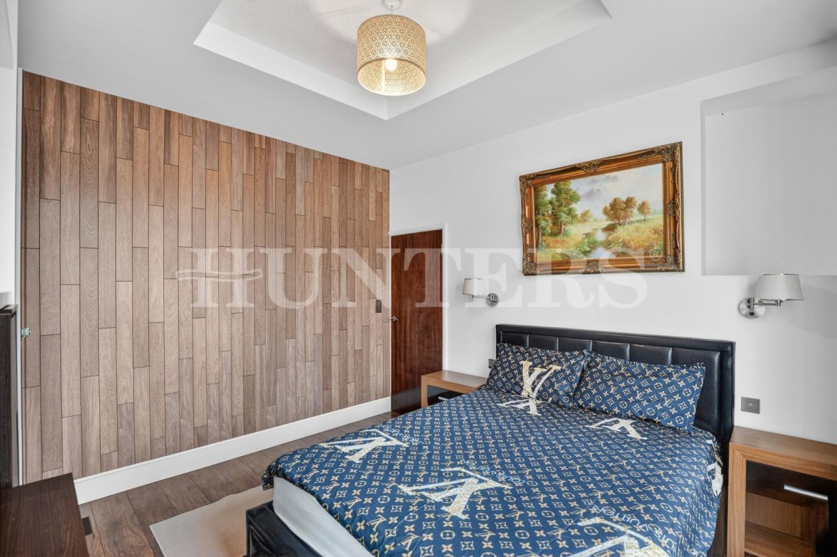 High Road, London, N15