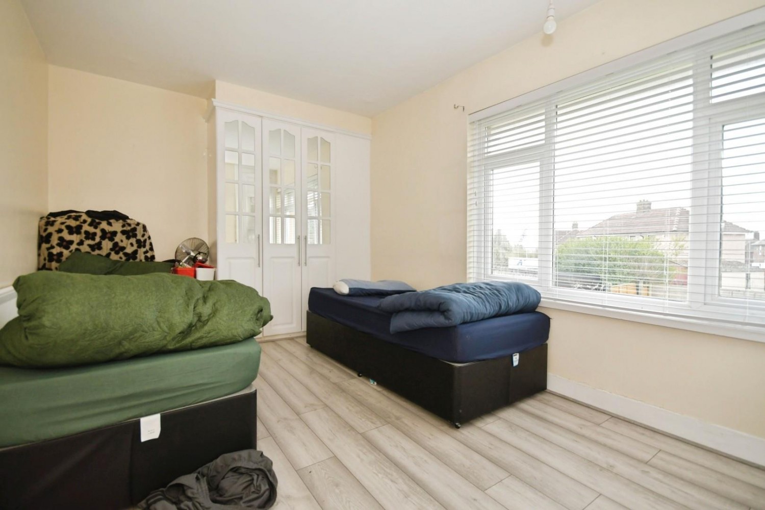 Cowper Avenue, Fox Hill, S6