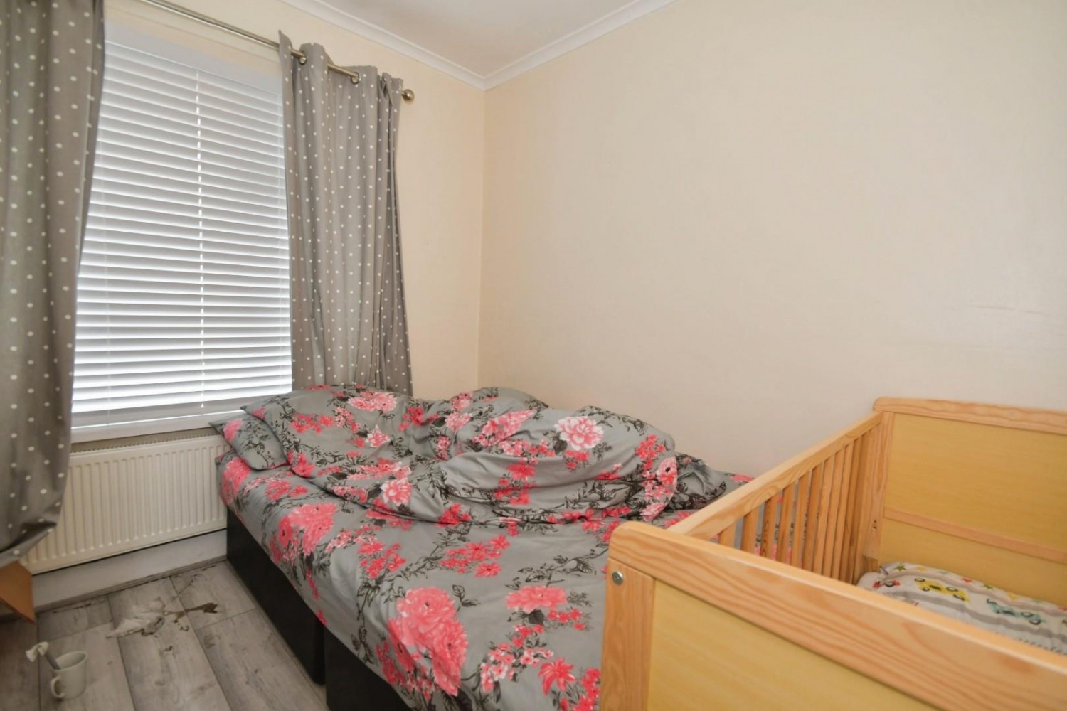 Cowper Avenue, Fox Hill, S6