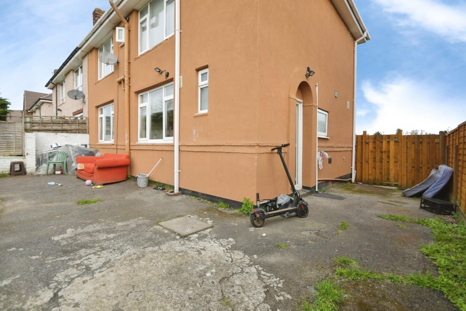 Cowper Avenue, Fox Hill, S6