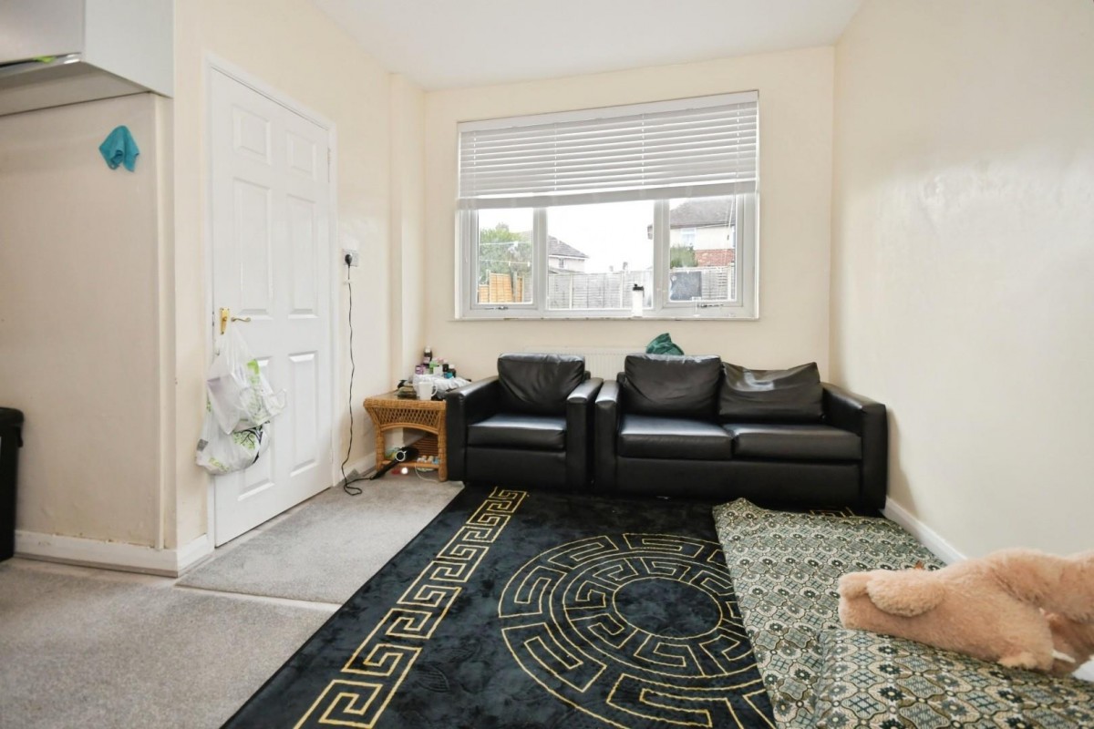 Cowper Avenue, Fox Hill, S6