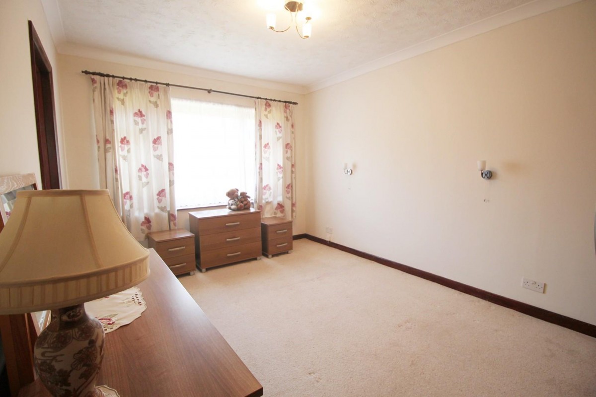 Hound Road Gardens, Netley Abbey, Southampton