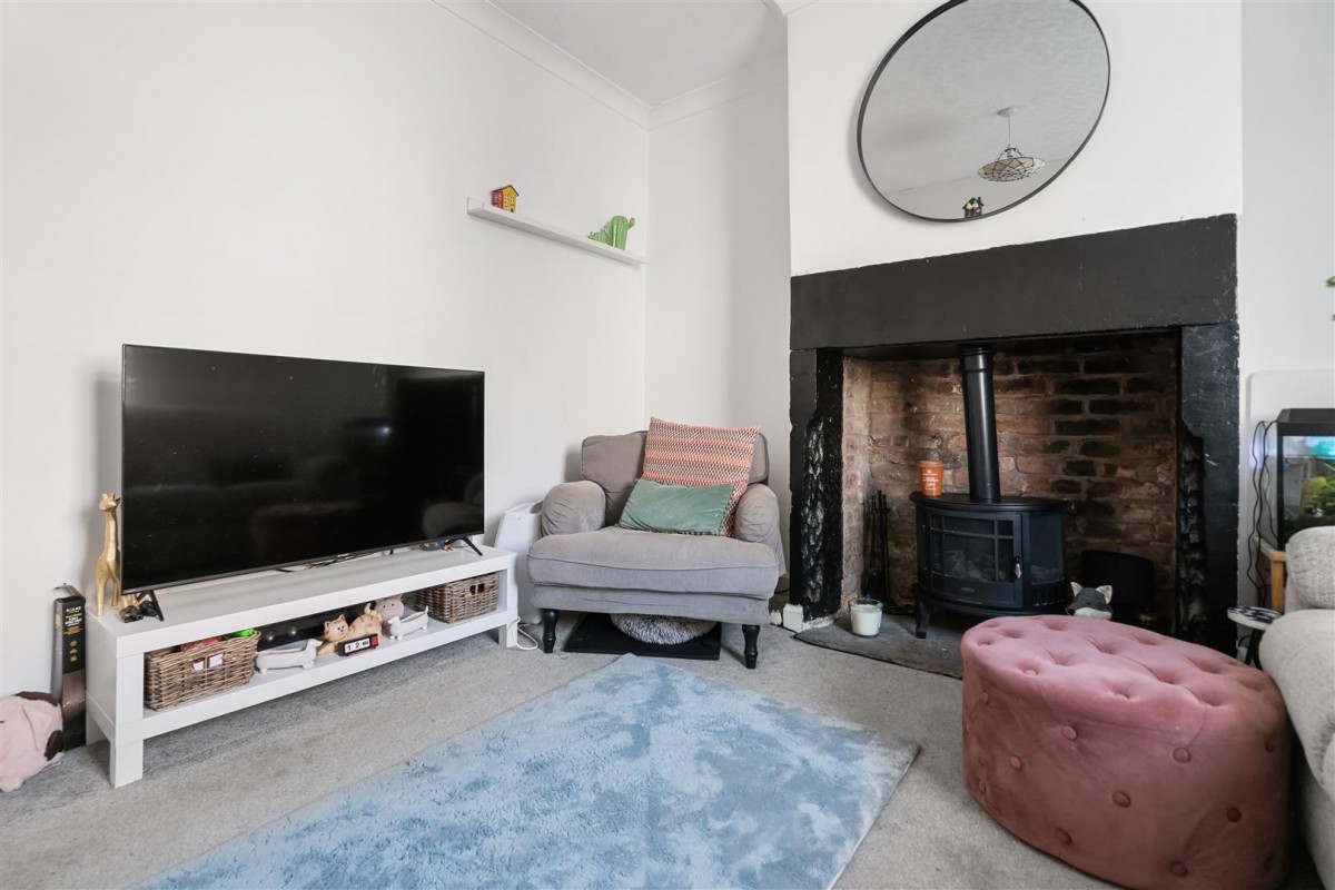 Henrietta St, Leigh