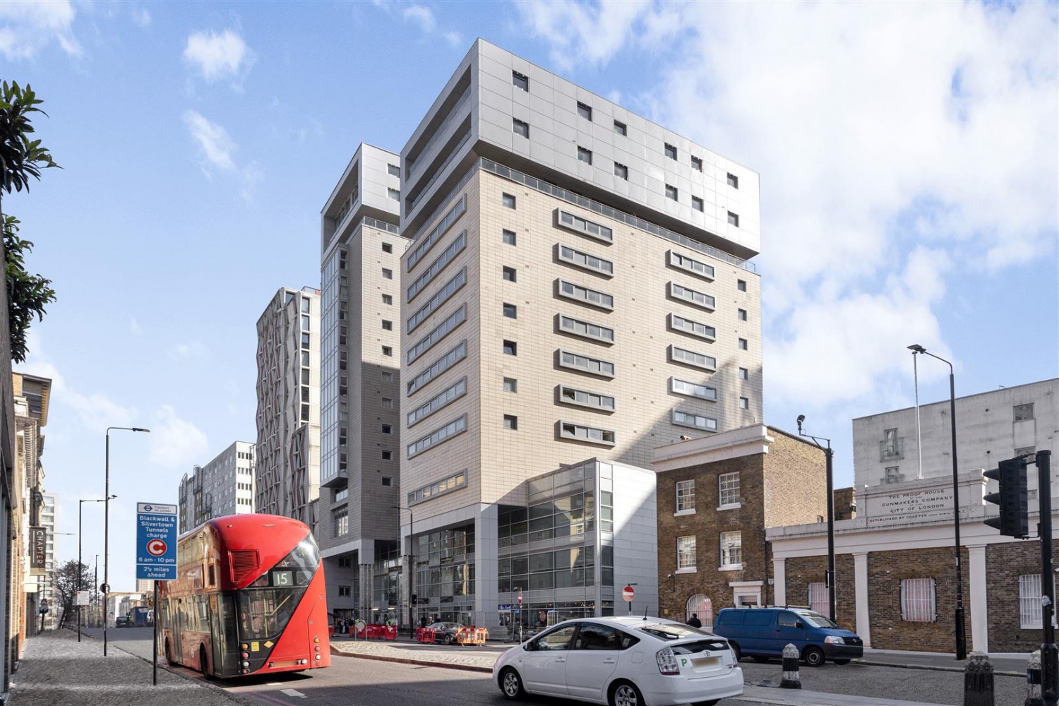 Commercial Road, Aldgate East, E1