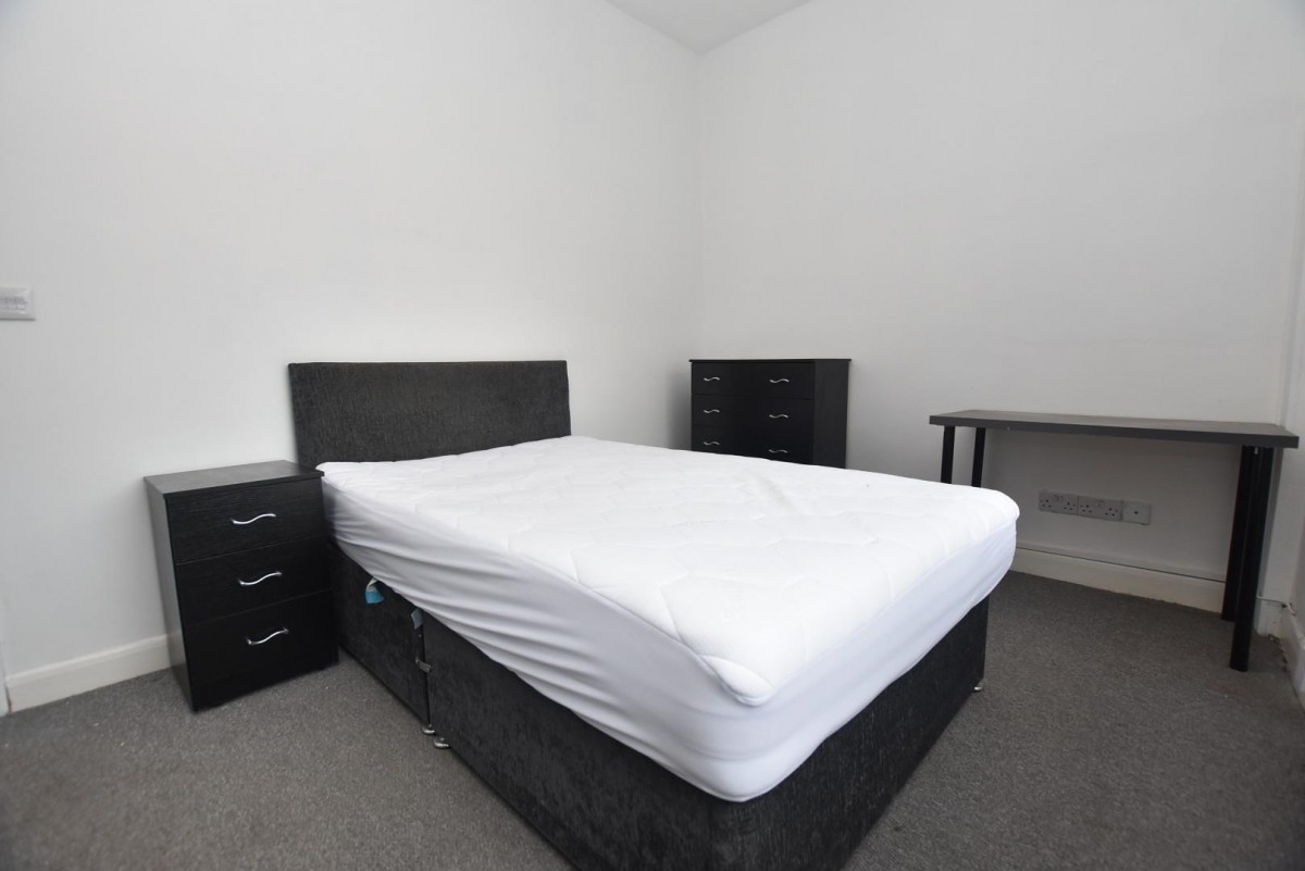 12 Infirmary Road, Chesterfield, Derbyshire