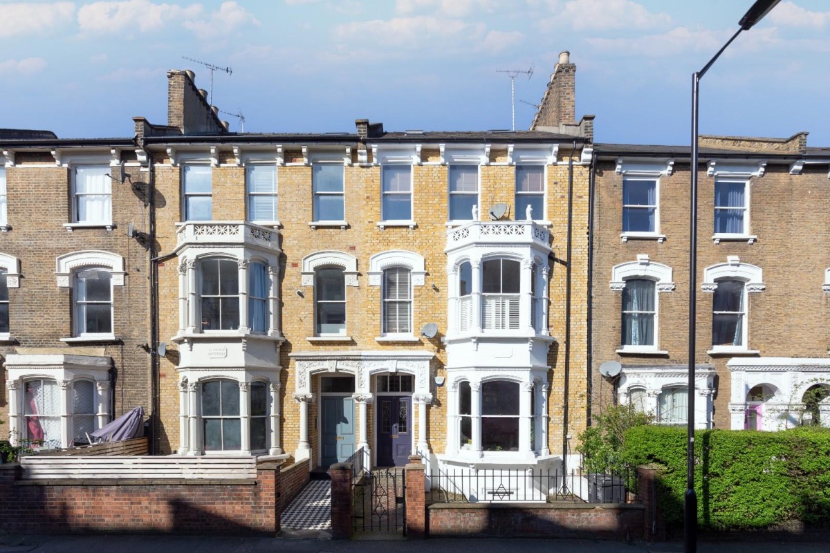 Albion Road, London, N16